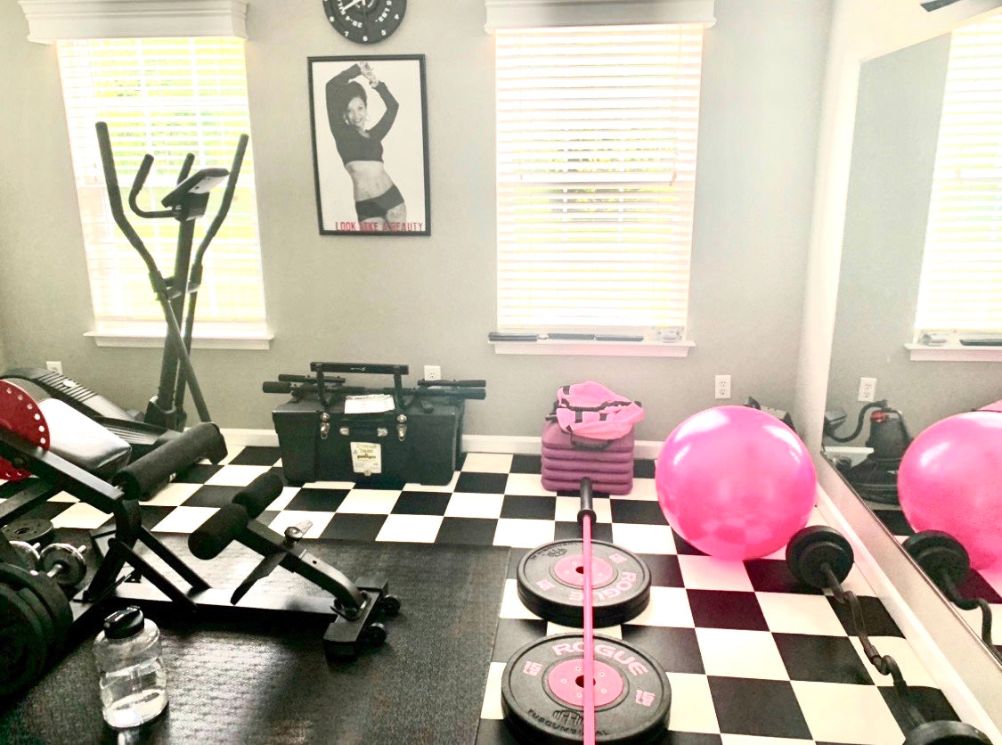 12' Wide Black & White Sheet Vinyl Flooring Roll - Garages, Kitchens, Large Spaces